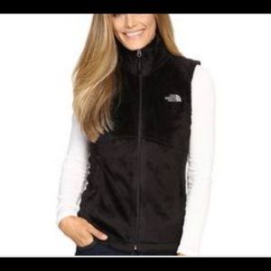 Black fleece vest, north face